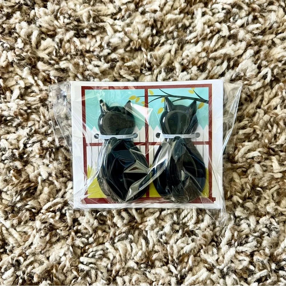 CATLADYBOX wall hooks